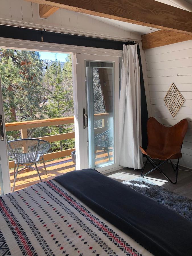Maison Solange-Red Barn Farmhouse Style- Moonridge Big Bear City Εξωτερικό φωτογραφία