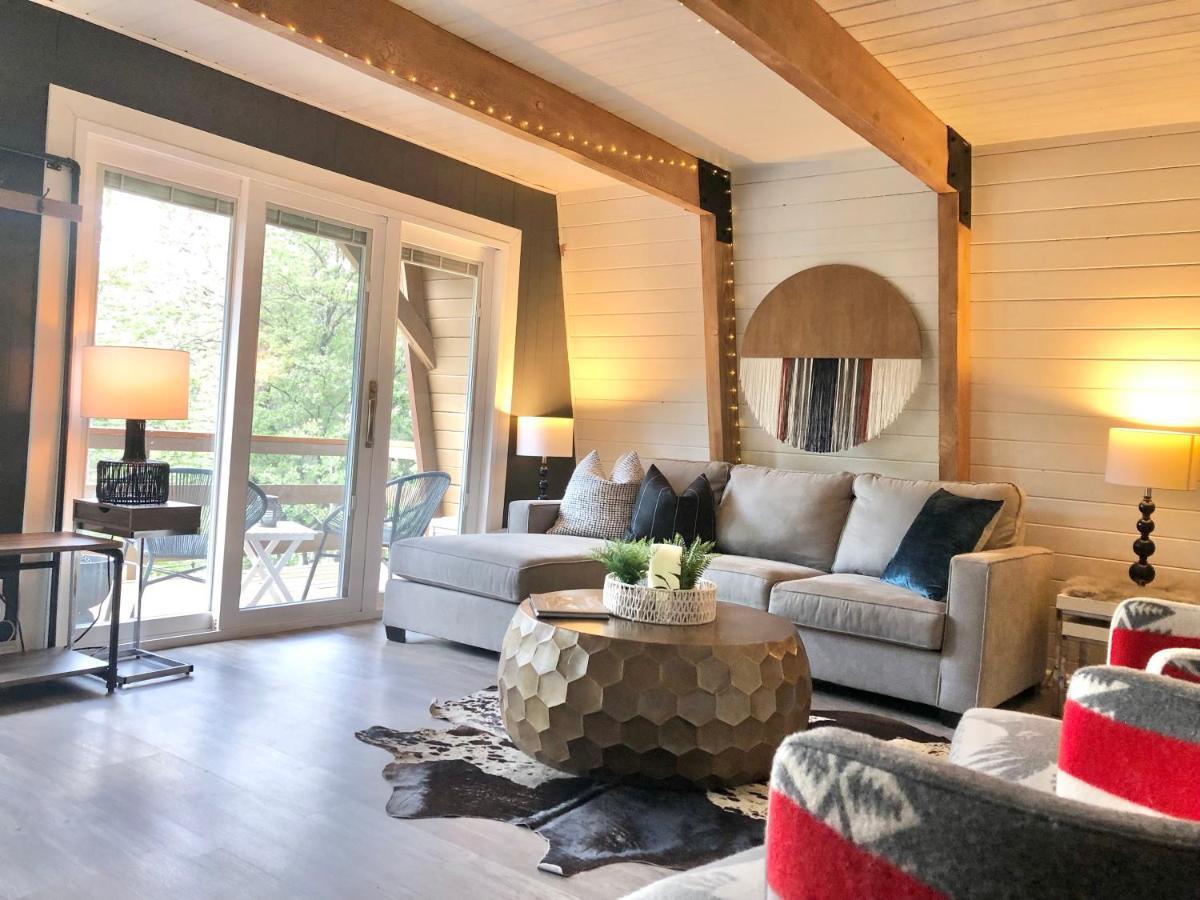 Maison Solange-Red Barn Farmhouse Style- Moonridge Big Bear City Εξωτερικό φωτογραφία
