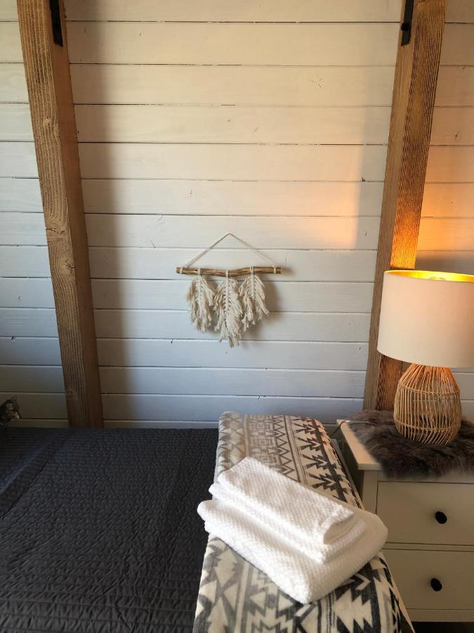 Maison Solange-Red Barn Farmhouse Style- Moonridge Big Bear City Εξωτερικό φωτογραφία